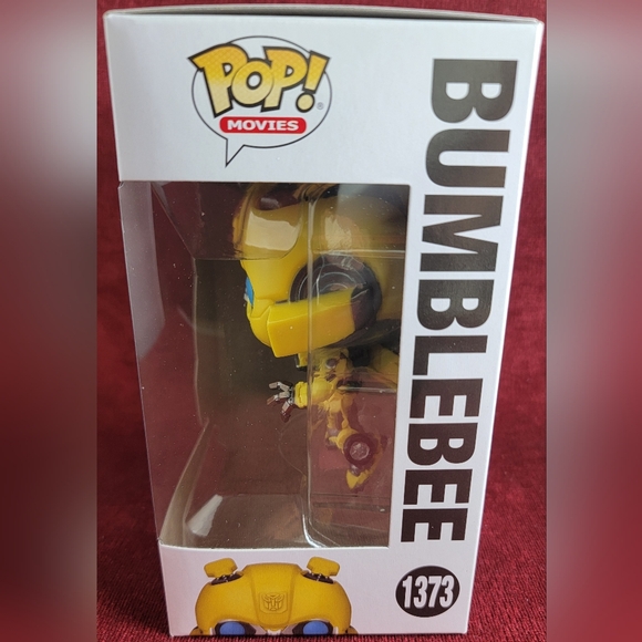 Bumblebee funko # 1373 (nib) With pop protector - Picture 5 of 7